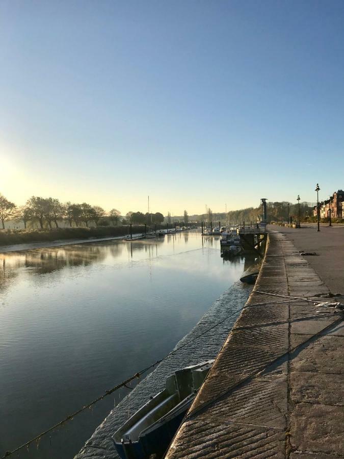 Vila Au 10 Quai Violette Saint-Valéry-sur-Somme Exteriér fotografie